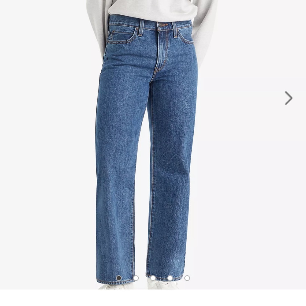 Levi’s ‘94 baggy jeans